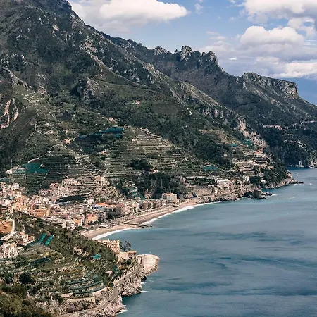 Alojamento de Acomodação e Pequeno-almoço Casa Dolce Casa 4*