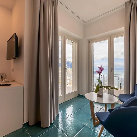 Casa Dolce Casa 4* 拉维罗